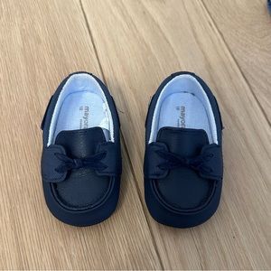 Mayoral newborn navy boat shoes size 18